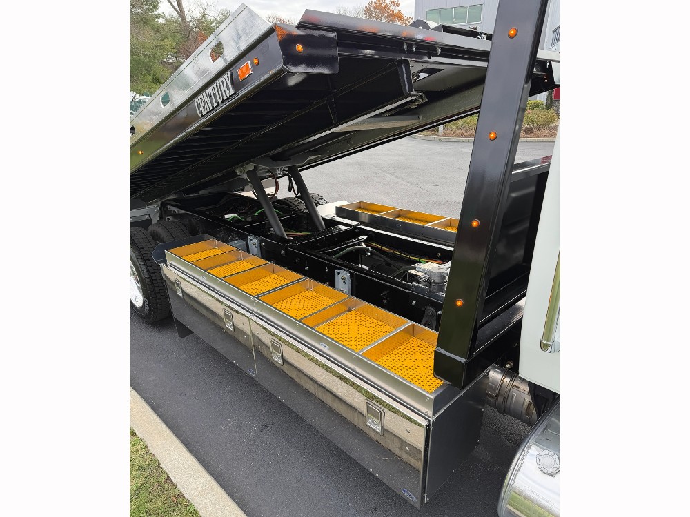 2025 International MV (Key# 1982) 11